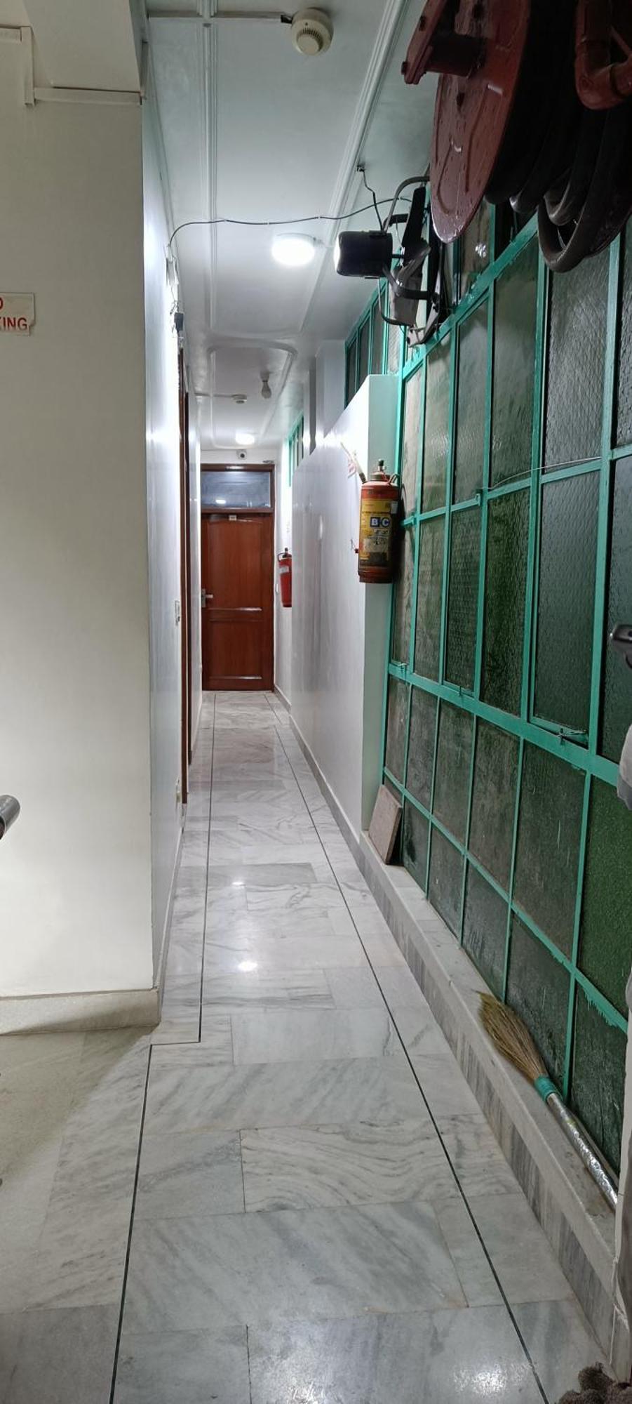 Hotel Family Shree Sai Dham *